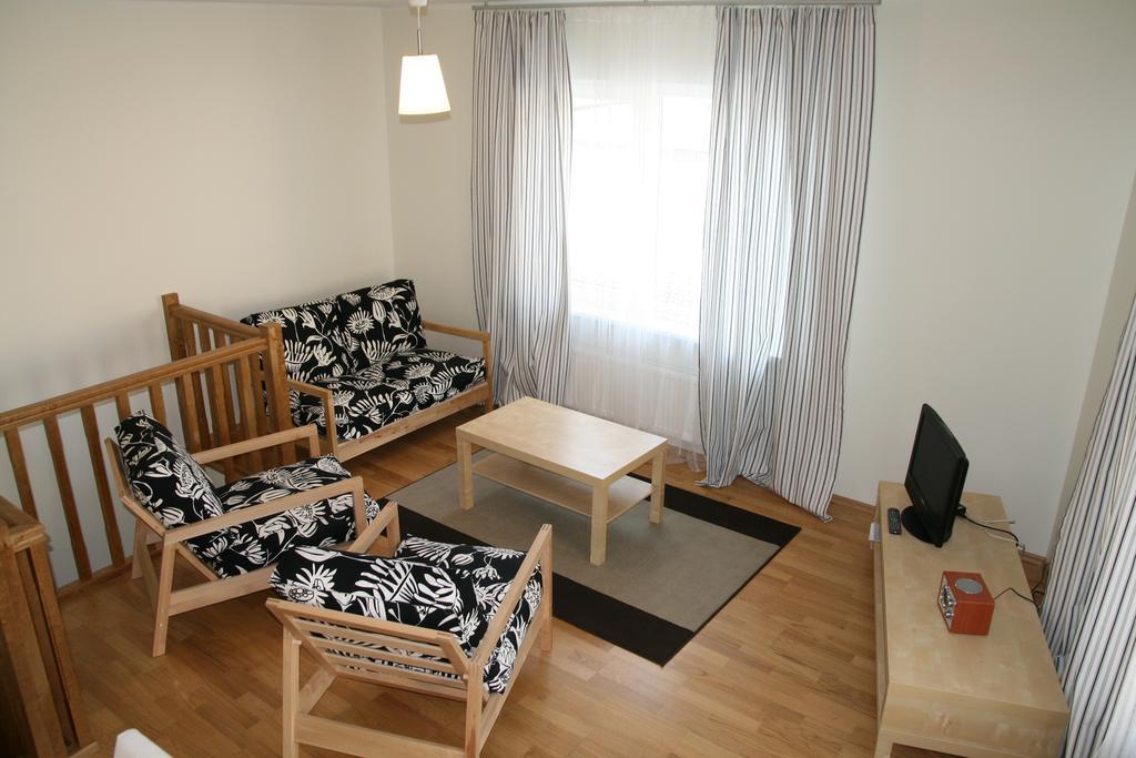 Pilve Apartments Tallinn Ruang foto