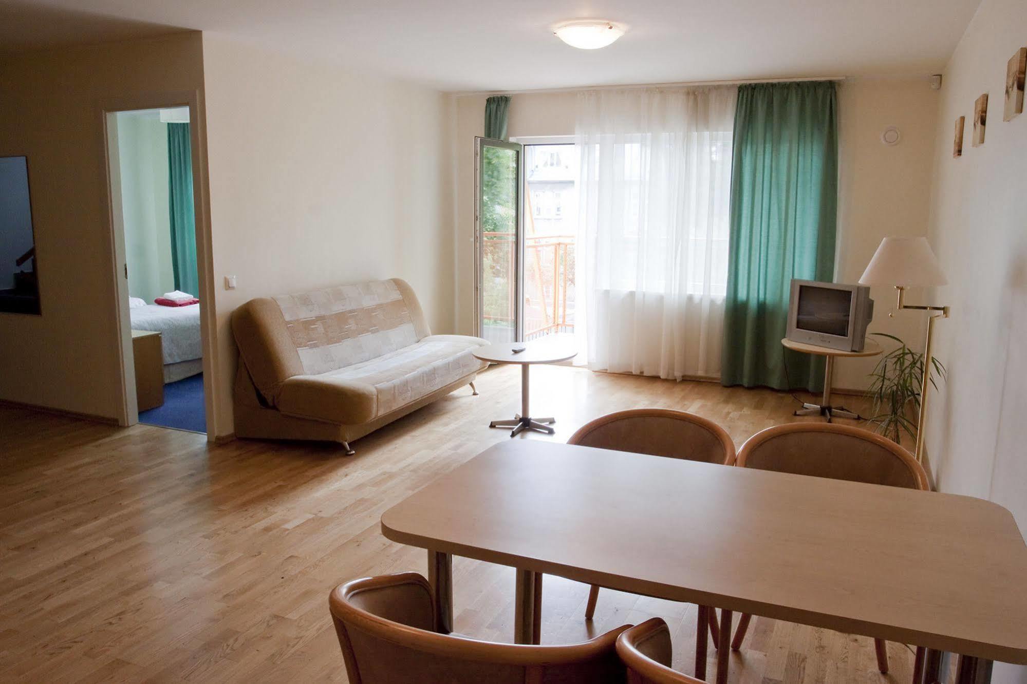 Pilve Apartments Tallinn Bagian luar foto