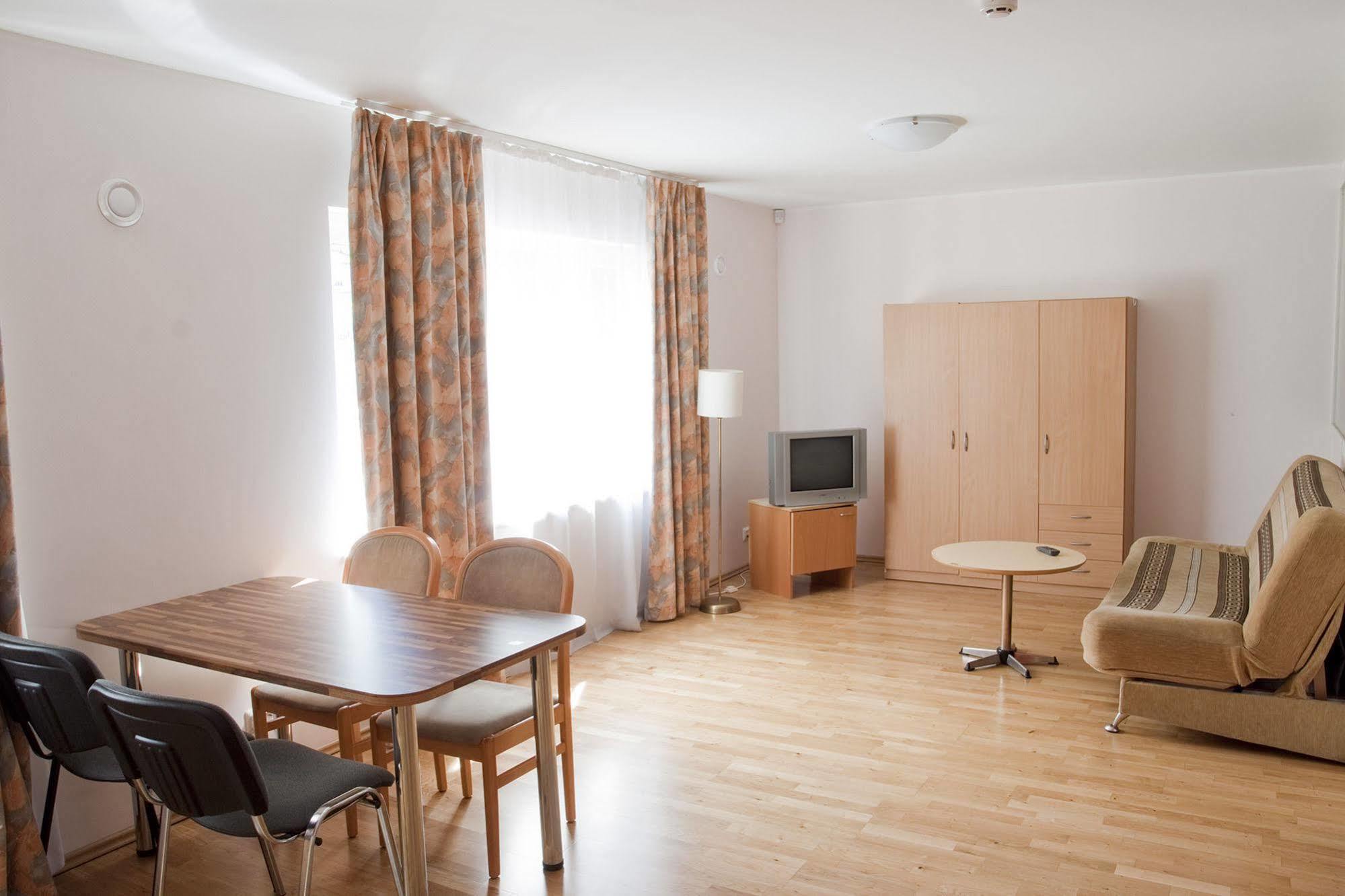 Pilve Apartments Tallinn Bagian luar foto