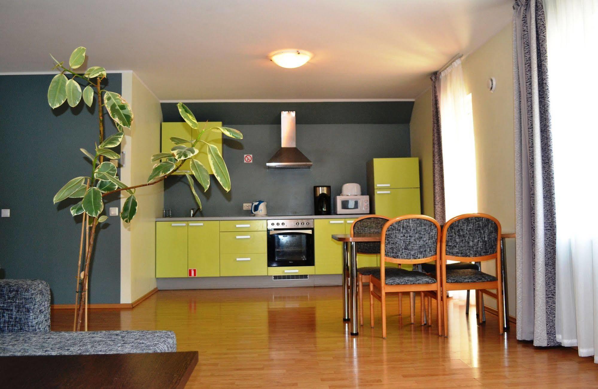 Pilve Apartments Tallinn Bagian luar foto